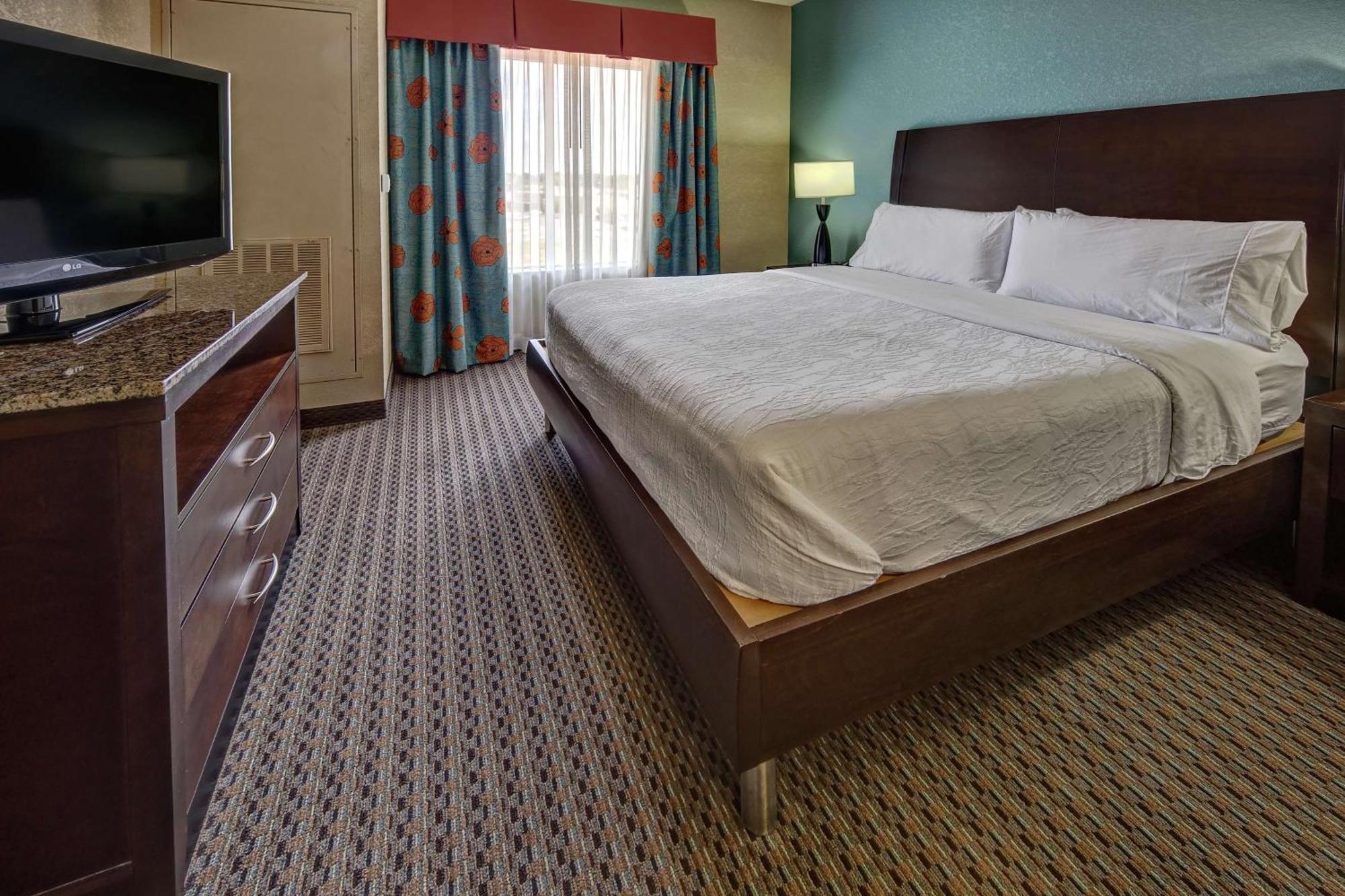 Hilton Garden Inn Midtown Tulsa Dış mekan fotoğraf