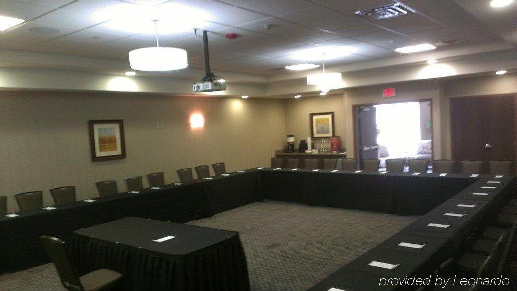 Hilton Garden Inn Midtown Tulsa İş olanakları fotoğraf